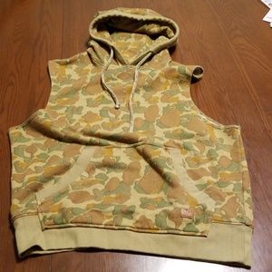 Unyforme camo sleeveless hoodie pocket B213:5:718